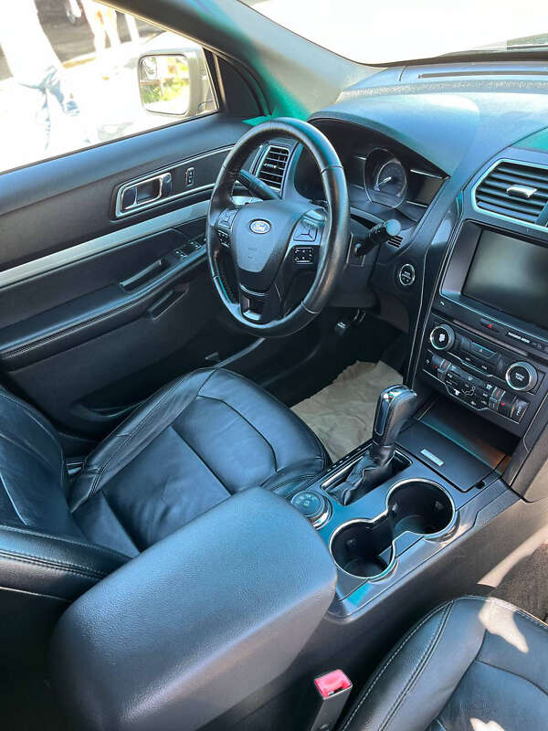 Внедорожник / Кроссовер Ford Explorer 2015 в Киеве