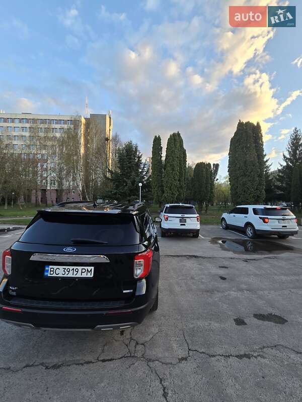 Внедорожник / Кроссовер Ford Explorer 2019 в Ровно