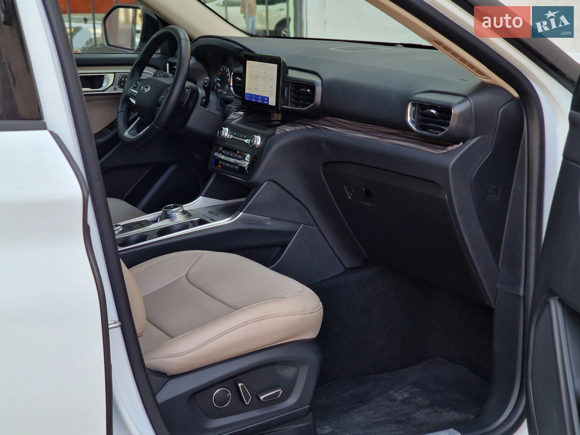 2019 Ford Explorer - мініатюра 46
