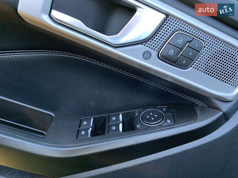 Позашляховик / Кросовер Ford Explorer 2019 в Шаргороді