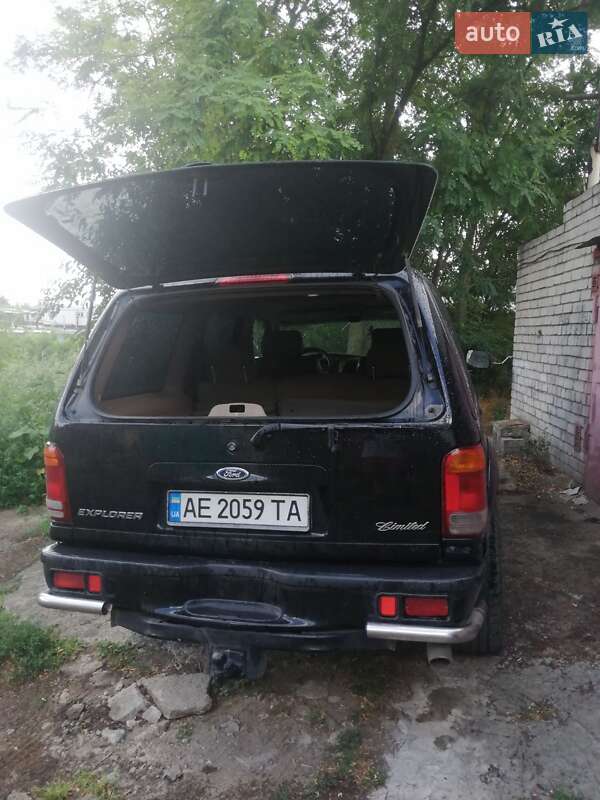 Внедорожник / Кроссовер Ford Explorer 1996 в Днепре