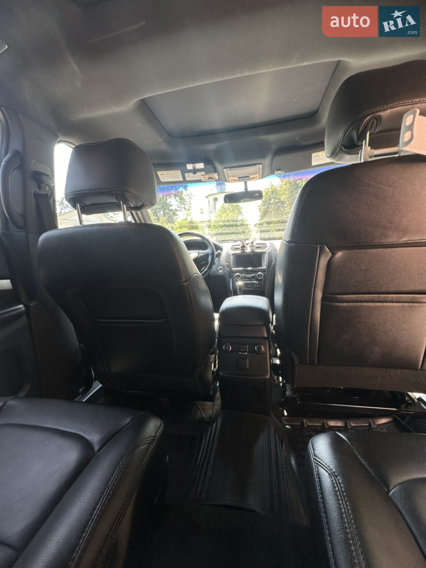 2016 Ford Explorer - мініатюра 17
