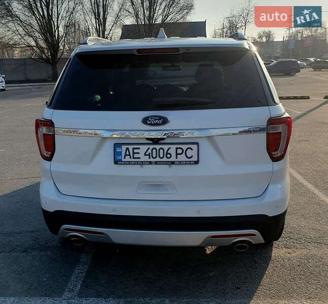 Внедорожник / Кроссовер Ford Explorer 2017 в Днепре