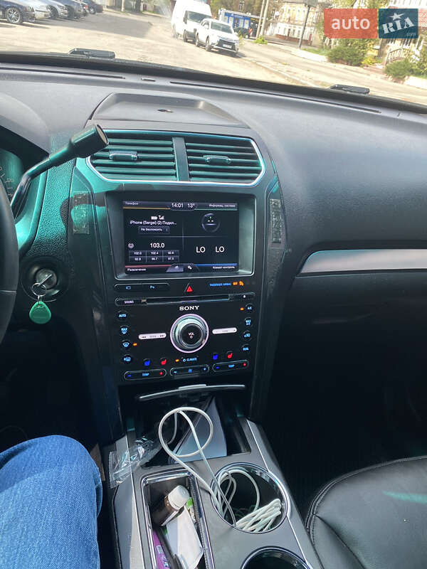 Позашляховик / Кросовер Ford Explorer 2016 в Харкові