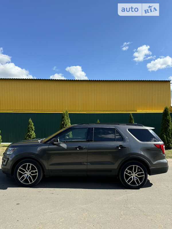 Внедорожник / Кроссовер Ford Explorer 2015 в Киеве