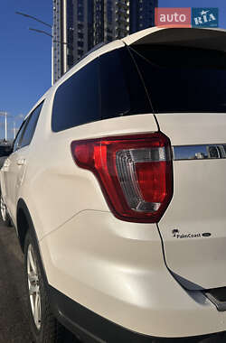 Внедорожник / Кроссовер Ford Explorer 2018 в Киеве