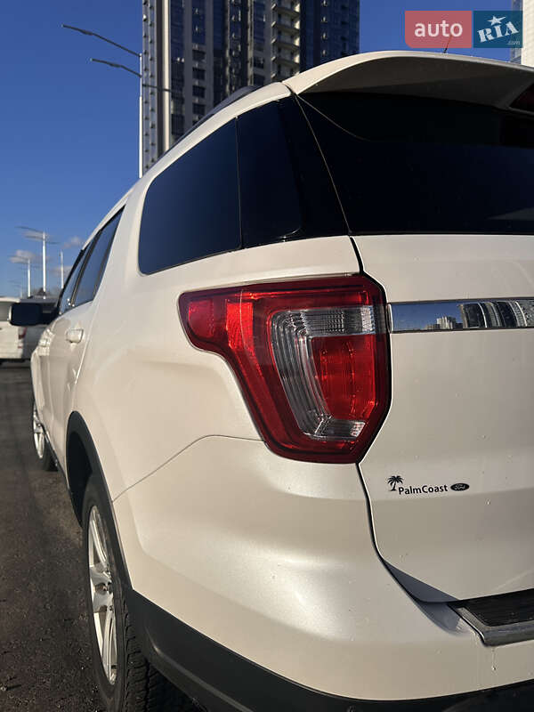 Внедорожник / Кроссовер Ford Explorer 2018 в Киеве