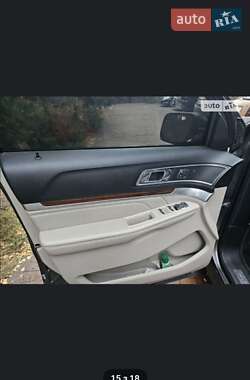 Внедорожник / Кроссовер Ford Explorer 2018 в 