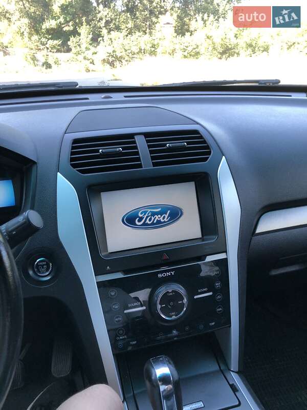 Внедорожник / Кроссовер Ford Explorer 2013 в Днепре