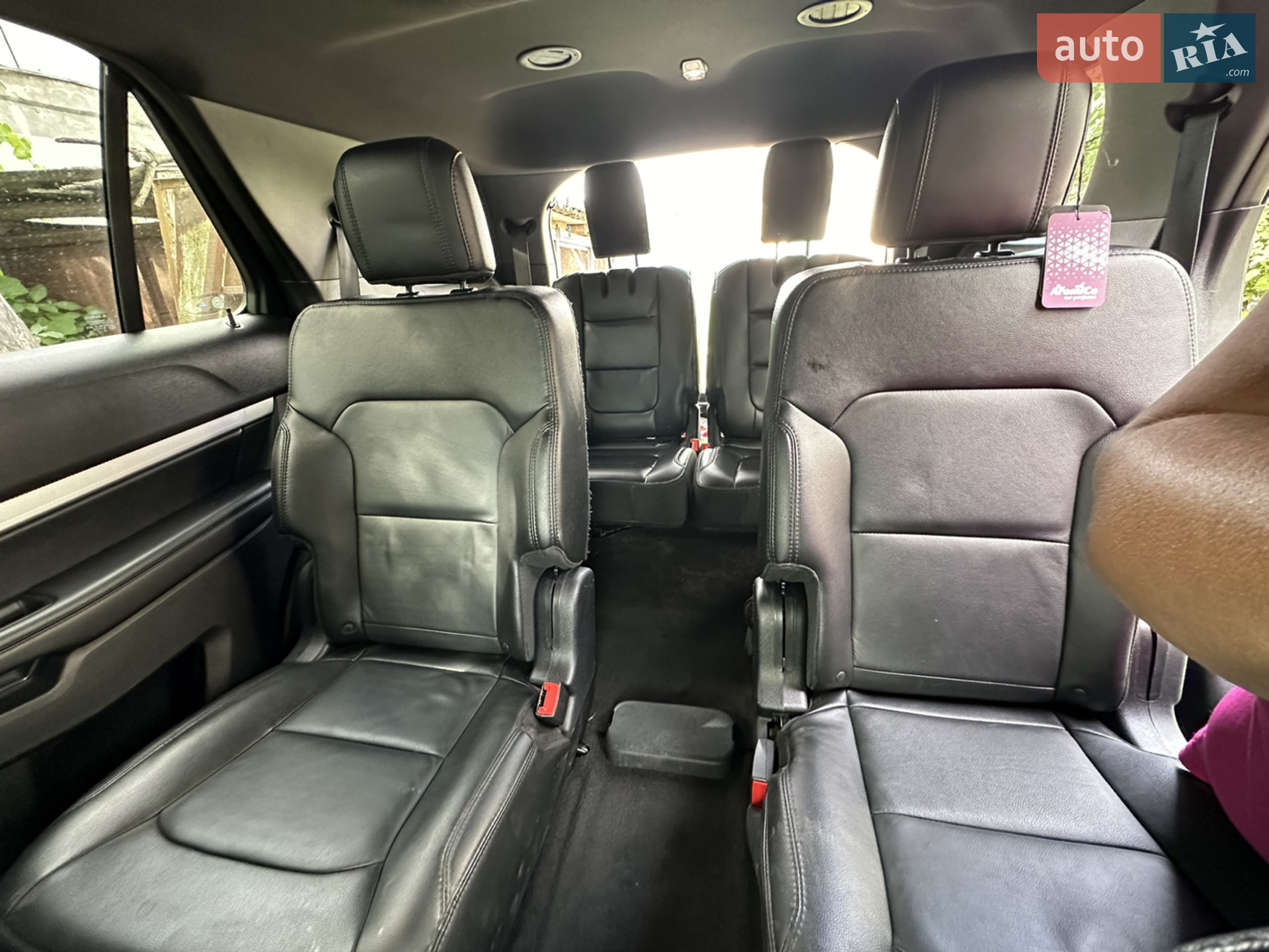 2016 Ford Explorer - мініатюра 28