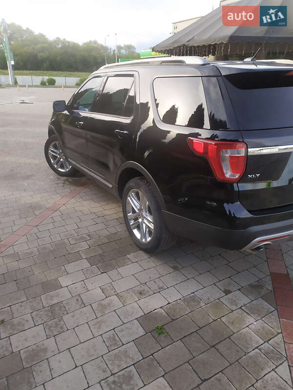 Внедорожник / Кроссовер Ford Explorer 2016 в Ивано-Франковске