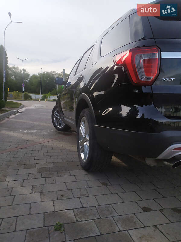 Внедорожник / Кроссовер Ford Explorer 2016 в Ивано-Франковске