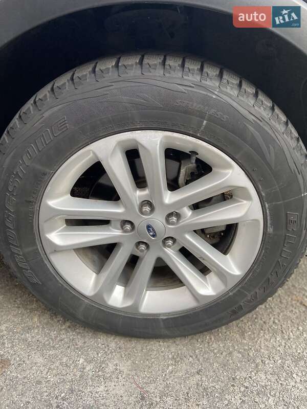 Позашляховик / Кросовер Ford Explorer 2017 в Києві