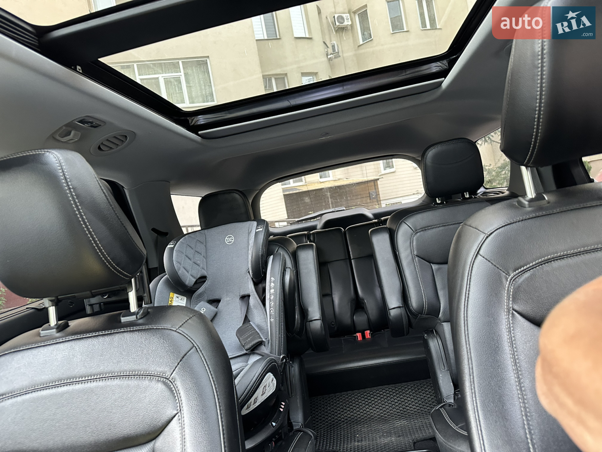 2021 Ford Explorer - мініатюра 19