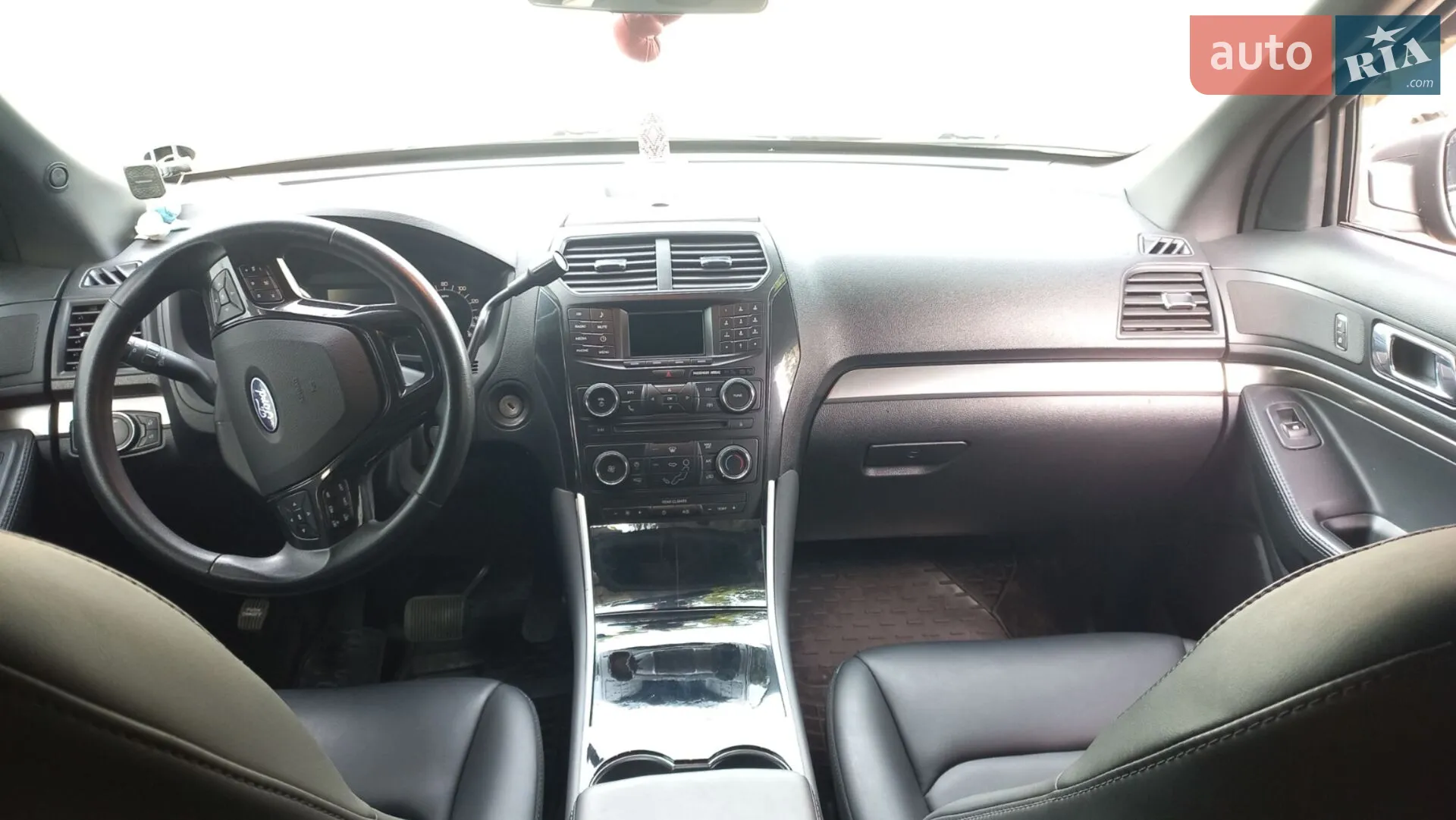 2017 Ford Explorer - мініатюра 20