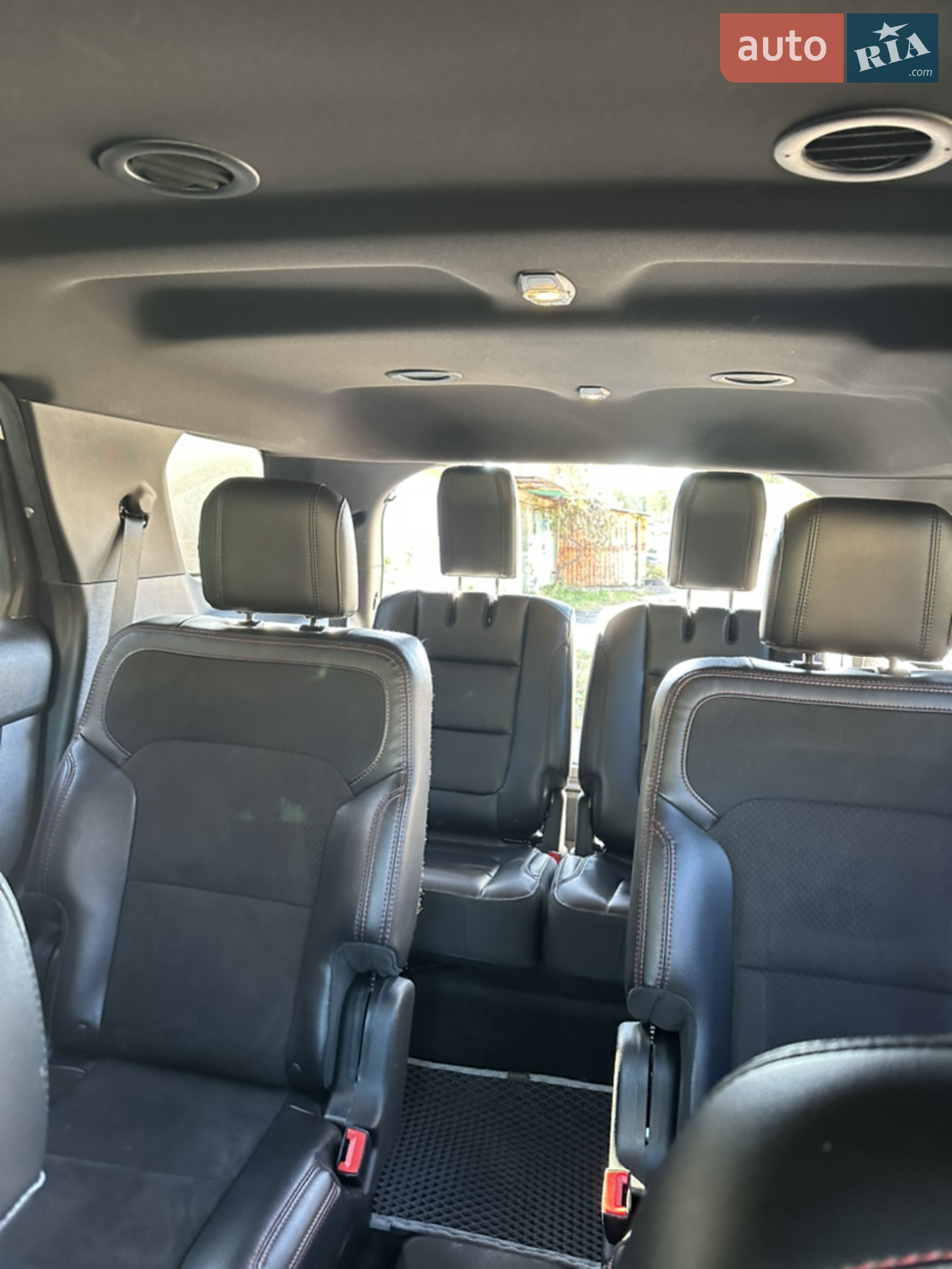 2017 Ford Explorer - мініатюра 17