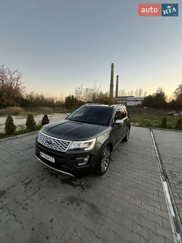 Внедорожник / Кроссовер Ford Explorer 2017 в Тернополе
