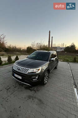 Внедорожник / Кроссовер Ford Explorer 2017 в 