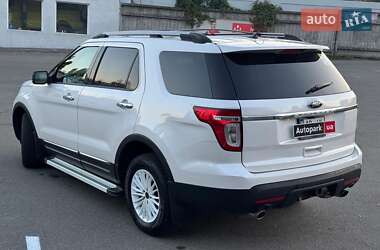 Внедорожник / Кроссовер Ford Explorer 2012 в 