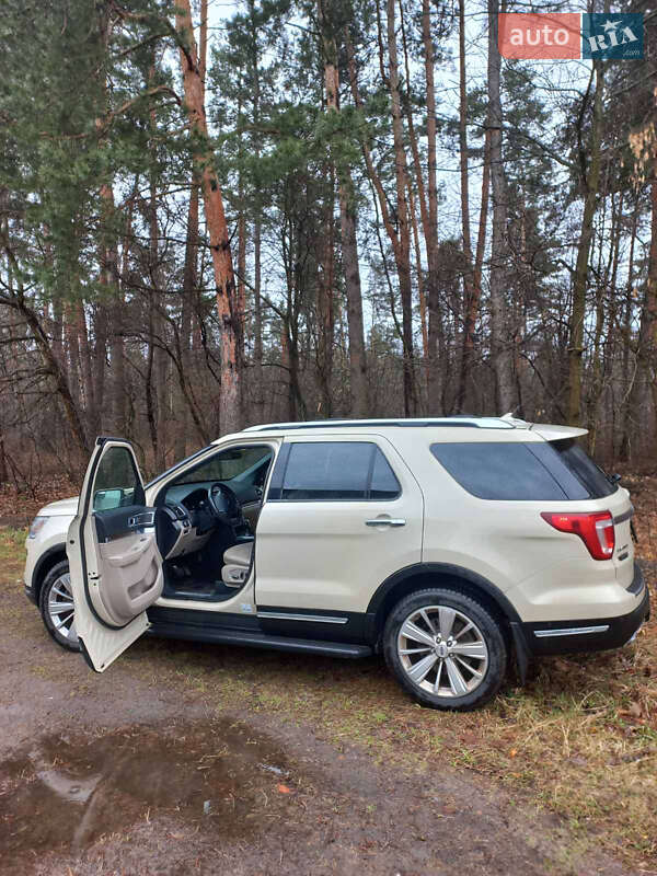 Внедорожник / Кроссовер Ford Explorer 2018 в Киеве