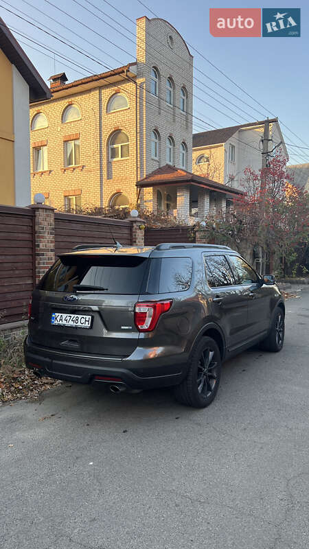 Внедорожник / Кроссовер Ford Explorer 2017 в Киеве