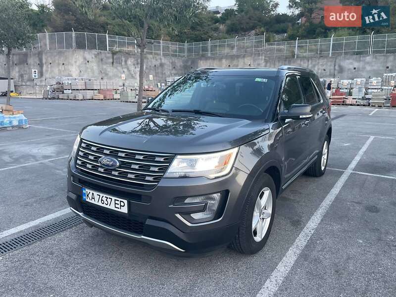 Позашляховик / Кросовер Ford Explorer 2017 в Києві