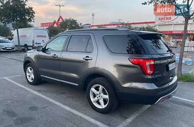 Позашляховик / Кросовер Ford Explorer 2017 в 