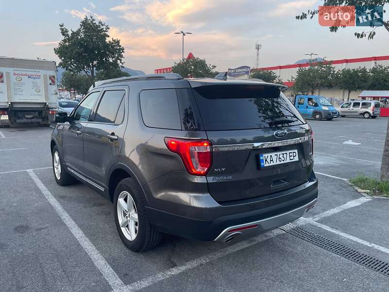 Позашляховик / Кросовер Ford Explorer 2017 в Києві