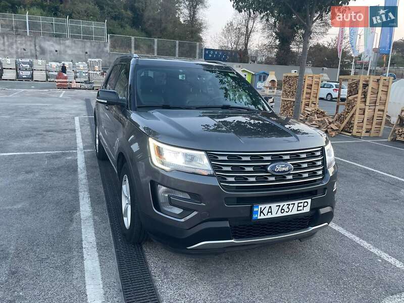 Позашляховик / Кросовер Ford Explorer 2017 в Києві
