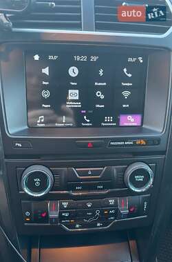 Позашляховик / Кросовер Ford Explorer 2017 в 