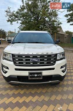 Внедорожник / Кроссовер Ford Explorer 2016 в Николаеве