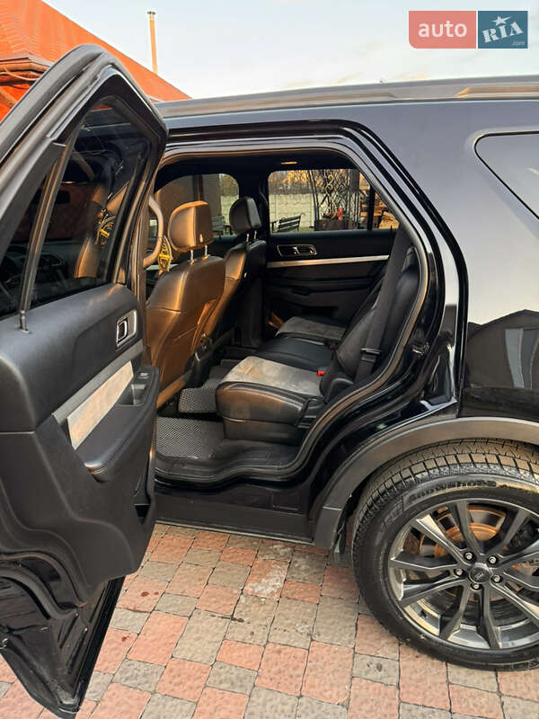 Внедорожник / Кроссовер Ford Explorer 2016 в Измаиле