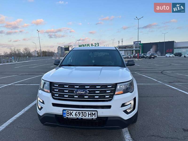 Позашляховик / Кросовер Ford Explorer 2017 в Києві