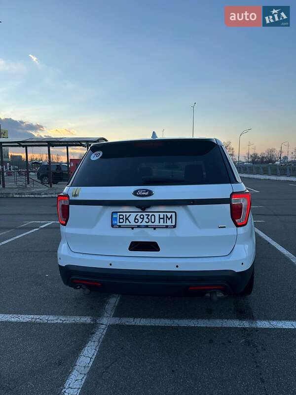 Позашляховик / Кросовер Ford Explorer 2017 в Києві