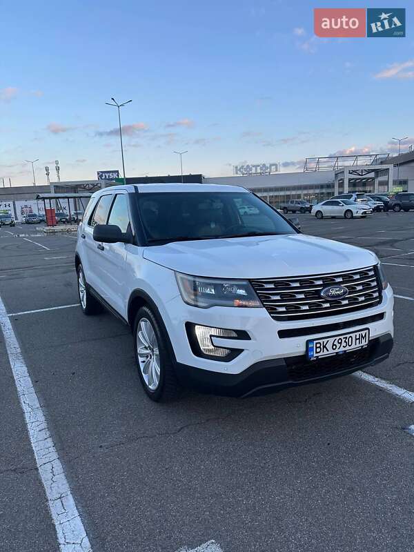 Позашляховик / Кросовер Ford Explorer 2017 в Києві