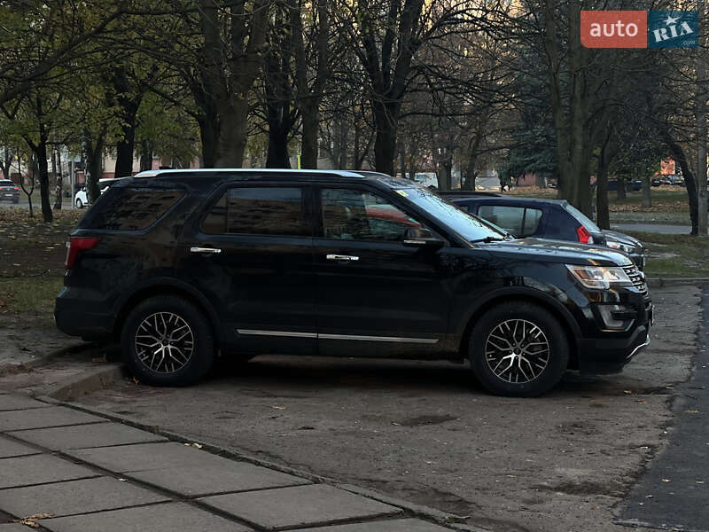 Внедорожник / Кроссовер Ford Explorer 2017 в Львове
