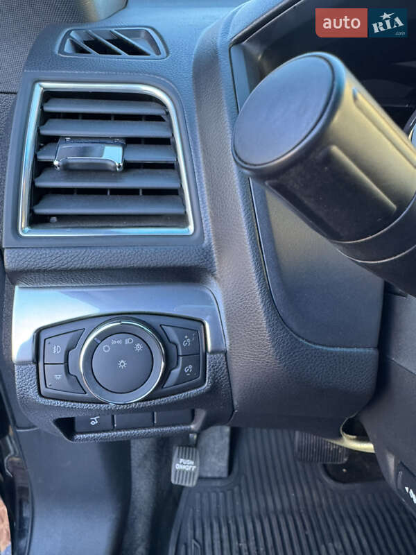 Позашляховик / Кросовер Ford Explorer 2016 в Хмельницькому