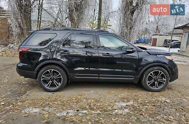 Позашляховик / Кросовер Ford Explorer 2014 в Києві