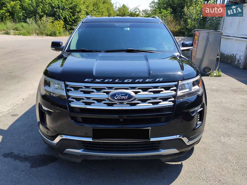 Позашляховик / Кросовер Ford Explorer 2018 в Києві