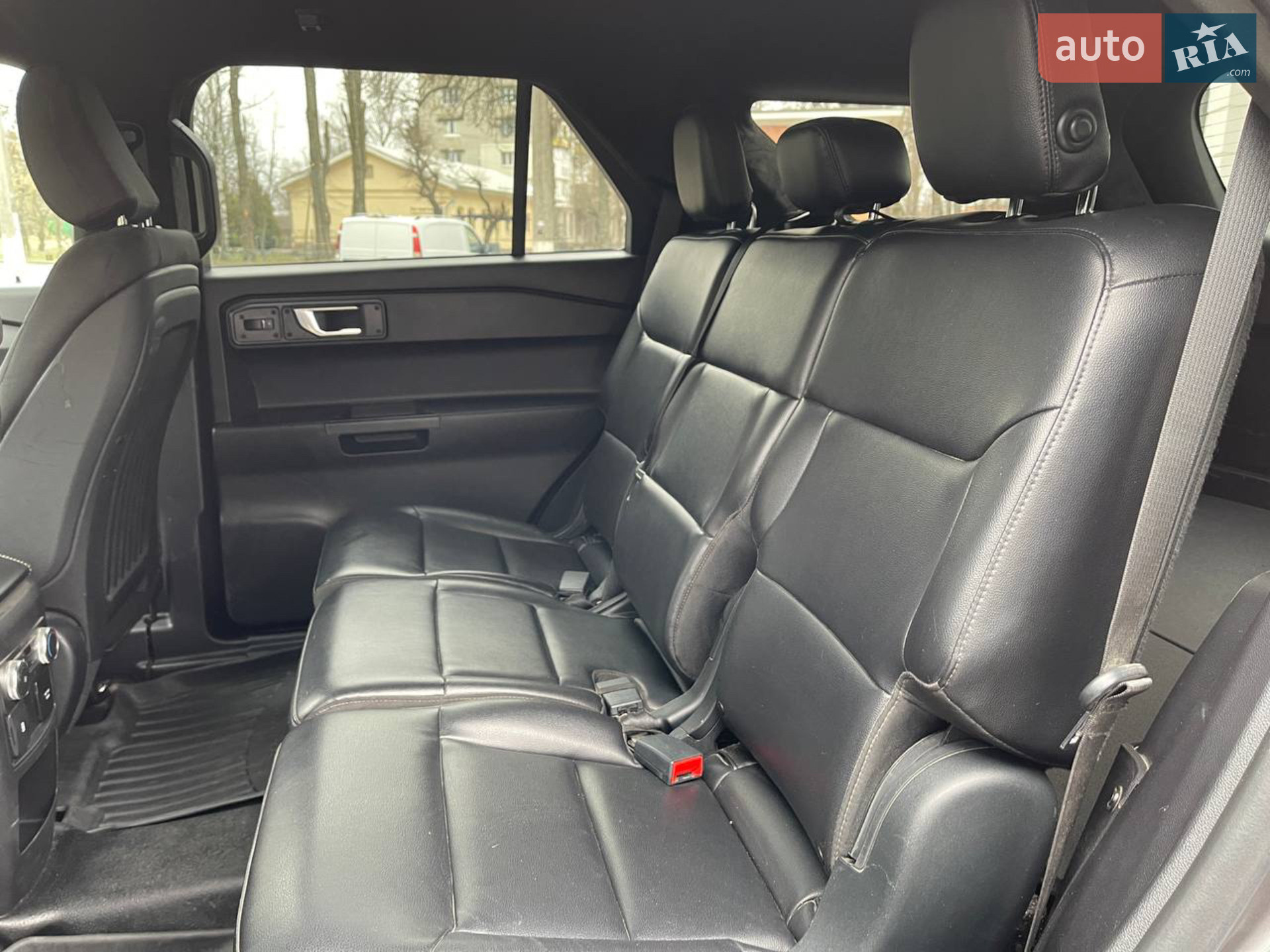 2019 Ford Explorer - мініатюра 30