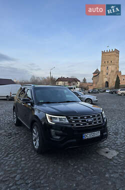 Позашляховик / Кросовер Ford Explorer 2017 в Луцьку