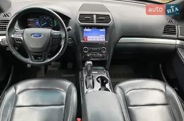 Ford Explorer 2019
