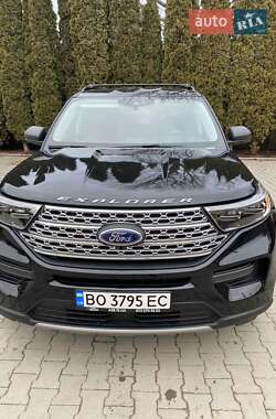 Позашляховик / Кросовер Ford Explorer 2020 в 