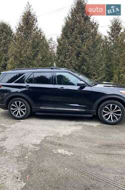 Позашляховик / Кросовер Ford Explorer 2020 в 