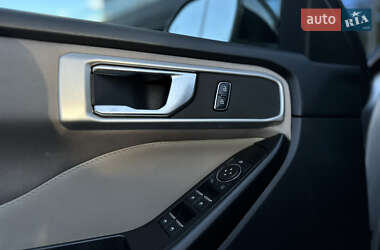 Внедорожник / Кроссовер Ford Explorer 2020 в 