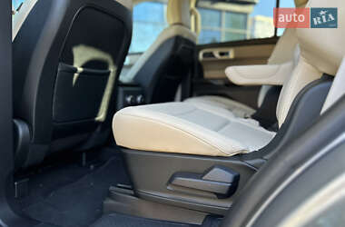 Внедорожник / Кроссовер Ford Explorer 2020 в 
