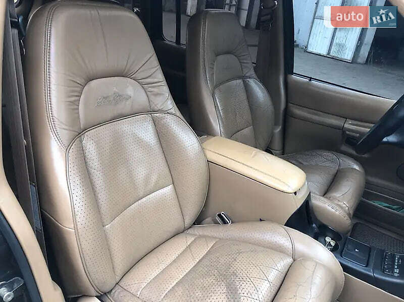 Позашляховик / Кросовер Ford Explorer 1996 в Лубнах