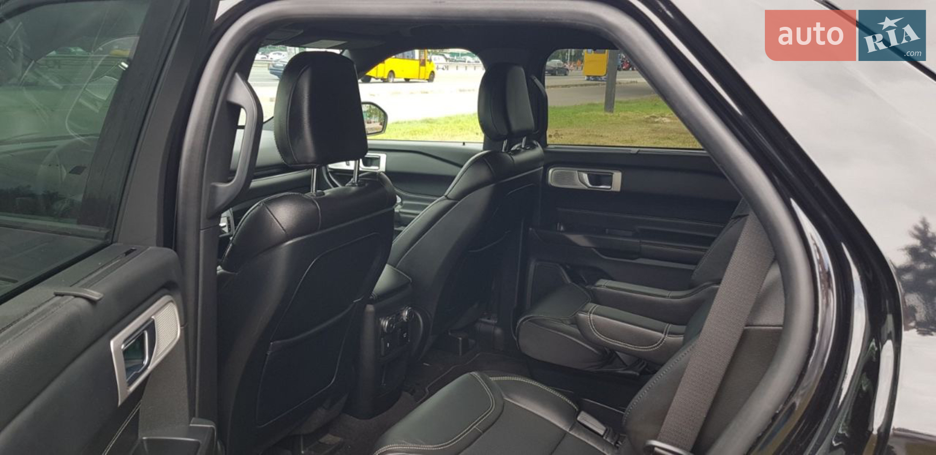 2020 Ford Explorer - мініатюра 27