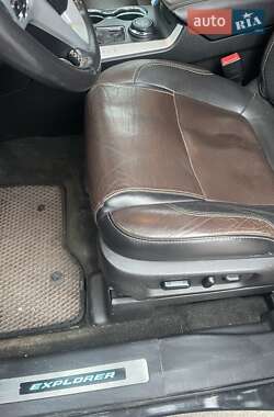 Внедорожник / Кроссовер Ford Explorer 2015 в Чернигове