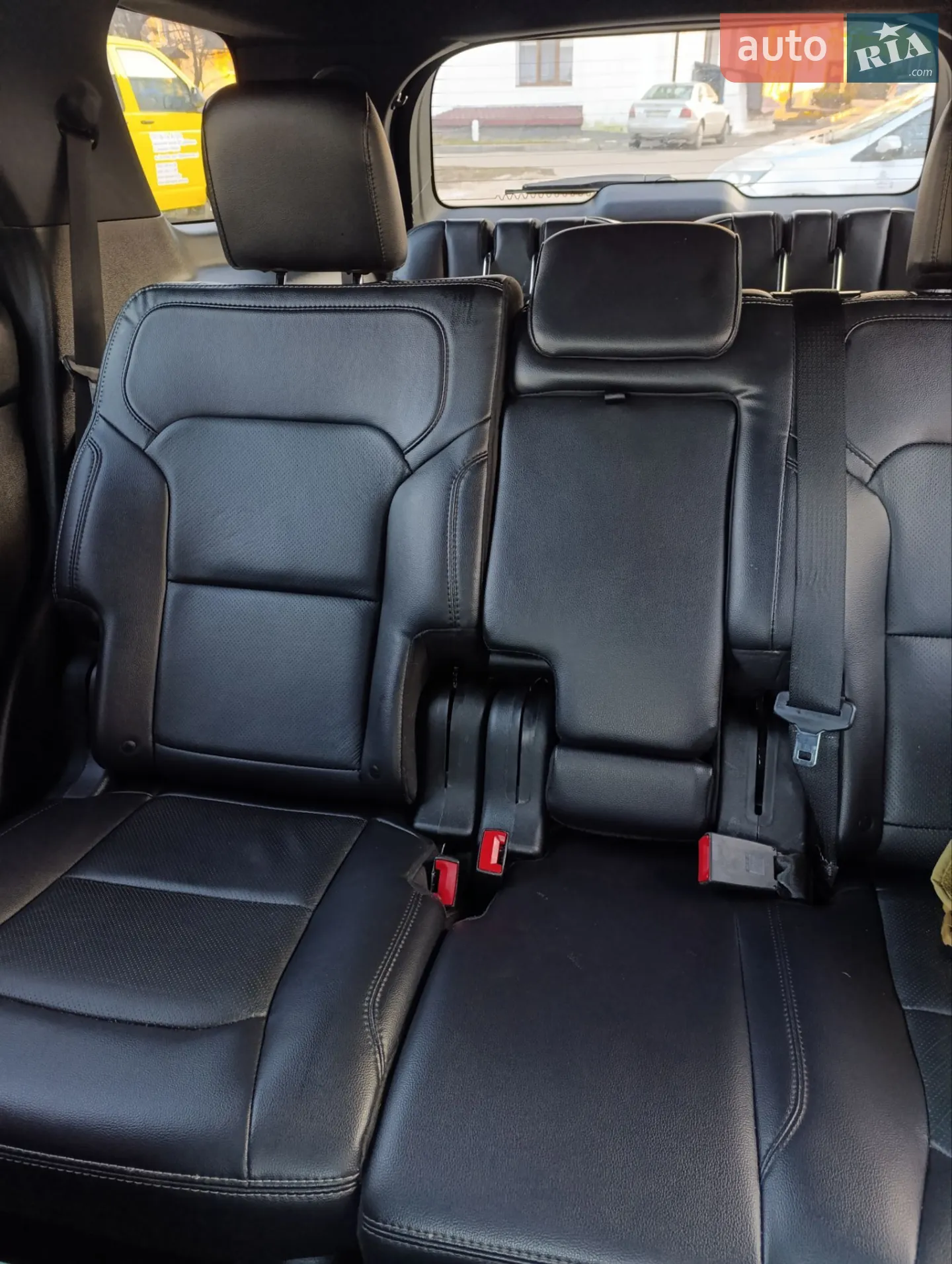2019 Ford Explorer - мініатюра 24